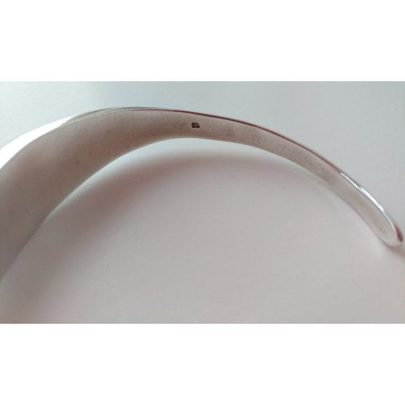 Heavy Sterling Silver Bangle Bracelet Black with Enamel Inlay for a Small Wrist - Picture 7 of 7